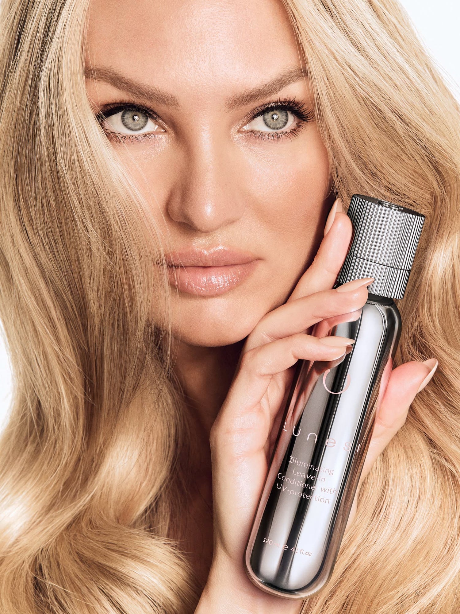 Illuminating Leave-in Conditioner with UV-protection